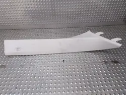 BMW S26372361 Oikea Etupilarin Peite M-Paketti