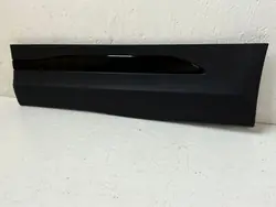 Moldura Porta Traseira Esquerda Mercedes GLA W247 OEM A2477374900