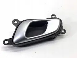 Vänster bakre innerhandtag OEM 83613-J7000