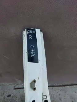 Toyota Yaris IV Right B Pillar