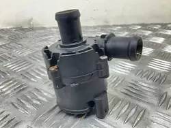 Vattencirkulationspump Skoda Octavia 1.6 TDI Diesel