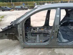 Hyundai OEM 01 Vasen neljännespilaripeite - Käytetty