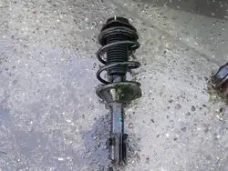 OEM LUK1126 etuvasen iskunvaimennin Subaru Legacy
