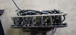 Colector de admisión BMW OEM 1438140 para 3 E46 5 E39