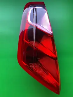 Luz Trasera Izquierda Fiat Grande Punto + Bombilla - 51701589