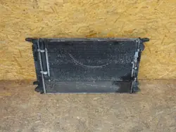 AUDI A4 B8 A5 8T 2.7 TDI Radiador 8K0121251Q
