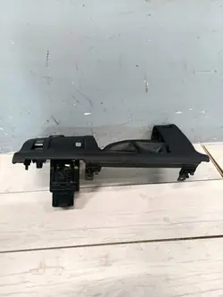 Rattstolpsskydd OEM GD9BF044F08 för Lincoln