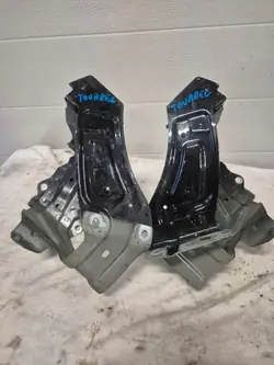 Suporte de para-lama OEM 760821137 Esquerdo/Direito VW Touareg