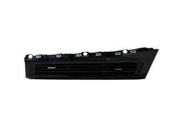 Audi A1 82A tuuletusritilä OEM 82B820951C