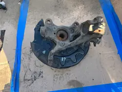 VW GOLF VIII 1.6 TDI Höger Framknä OEM