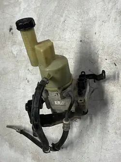 Pompe de direction OEM 9818127580 pour Peugeot Expert