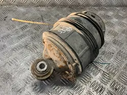Mercedes W211 Ilma- jousi OEM 781506 Oikea taka