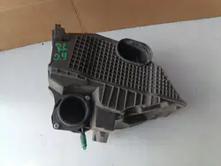 Ilmansuodinkotelo OEM 165001258R Renault Capturille