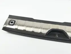OEM 9801438577 Faixa porta-malas cromada Peugeot 2008 13-15