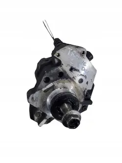 Brandstofpomp Renault Trafic II 2.5 DCI 8200586851