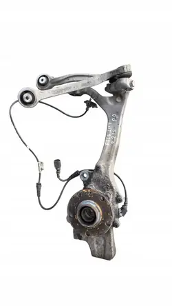 AUDI A6 C6 AVANT LIFT 2.8 FSI Mozzo anteriore destro OEM