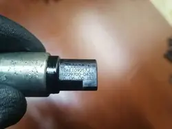 Audi OE 06E 109 257 J Soupape de Commande Arbre à Cames