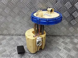 Polttoainepumppu Toyota Auris 2007 2000td 7701002020c