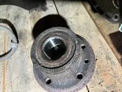 Bakhjulsnav OEM PIASTA TYŁ VW CRAFTER II MAN TGE 18-24