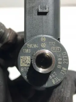 Audi OE 03L130277Q Buse d'injection d'occasion