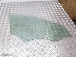 Mercedes dörrglas OEM e643r00049 - Begagnad