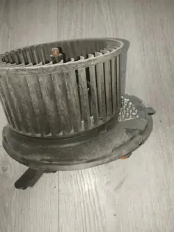 Motor de ventilador Volkswagen PASSAT B8 3C1820015AA