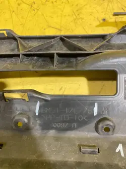 Ford Focus Frontstoßstangenverstärkung OEM YBV16115