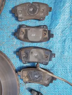 Audi Q5 80A Disques & Plaquettes Frein Arrière OEM 310126170972