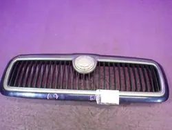 Grill Radiator Skoda Octavia I 96-00 - OEM 1U0853651