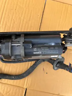 Audi A8 D5 Suspension Compressor 4N0616005C