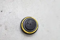 Tampa enchimento óleo VW OEM 06K103485D - Usado