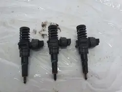 Iniettore VW CADDY III FURGON 2.0L diesel 038130073AP