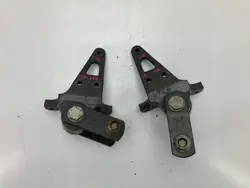 Renault Magnum Jousikiinnike OEM 5010532766 Etu