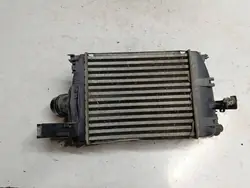 Renault Captur Intercooler OEM 144963014R Gebruikt