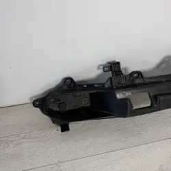 Bakre stötfångarförstärkning OEM 86630J7301 Kia Ceed