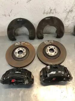 Kit de freins AUDI-SQ5 : Avant 380mm, Arrière 330mm