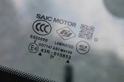 Pare-brise avant MG OE SZYBACZOLOWAMGHS avec caméra