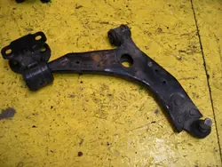 Braccio di Controllo Anteriore Sinistro o Destro Volvo V40 V40CC 2012+