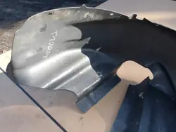 VW Polo V taka oikea pyöränkaari OEM 6R0810972B