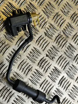 Válvula de vácuo turbo OEM 0906627A para VW Golf IV