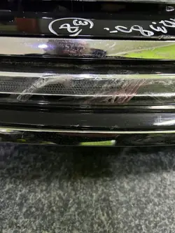 Halogen LED oikea etu Citroen C5 Aircross OEM 9818005080