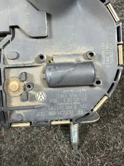 VW Touran Bras d'essuie-glace gauche avant OEM 1T0955023E