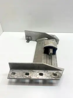 Mercedes-Benz Växellådsstöd OEM 2312401002 Begagnad