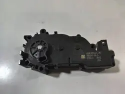 Tesla Model S Baklucka Aktuator 1003549-00-D