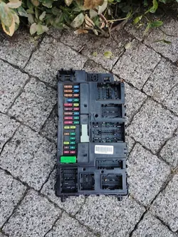 Module BSI OEM DG9T-15604-DM pour Ford Fusion MK5