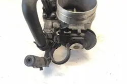 Carburateur VW BORA 2.32L essence 2000 OEM 021133066