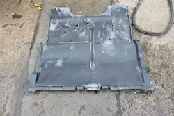 VW POLO VI T-CROSS KAMIQ MOTORSKYDD