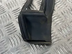 Tesla Model X Kofferraumdichtung OEM 104851100C - Gebraucht