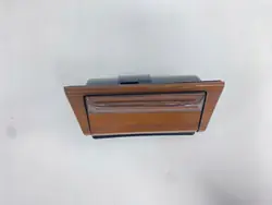 OEM POPIELNICZKA/SDV07625 Vorderer Aschenbecher für Mercedes W124