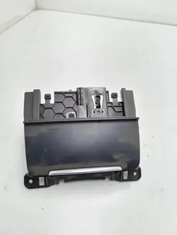 Askkopp Audi A5 OEM 8R0857951 - Begagnat skick